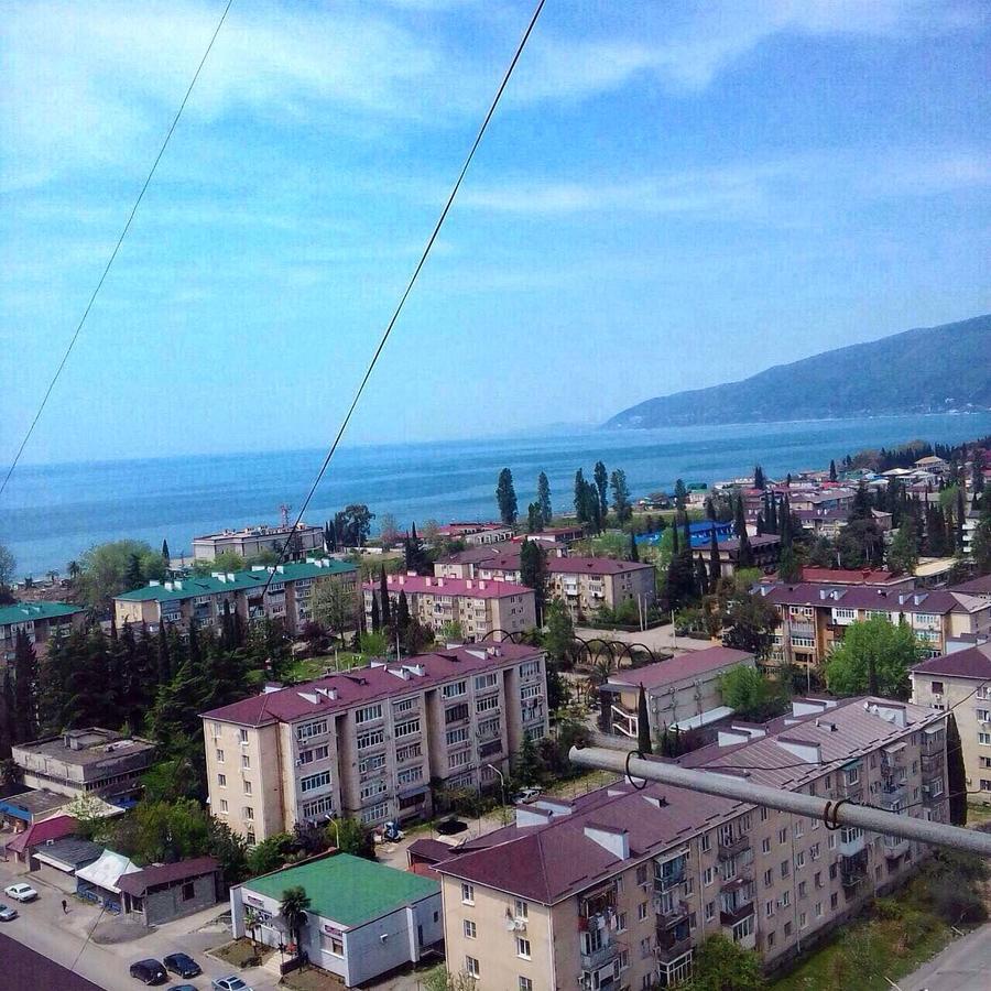 Гагринское Гнездышко Gagra Exterior foto